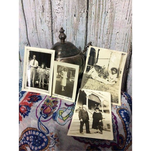 Antique Snapshots Photos Small Pictures 1930’s - Picture 1 of 9